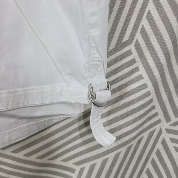 Gloria Vanderbilt Chino Bermuda Shorts Size 16 White Buckle Sideb Stretch Waist - Picture 3 of 9